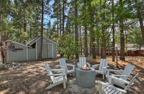 Big Bear City House | Spacious Modern Cabin Near Big Bear Lake in California
