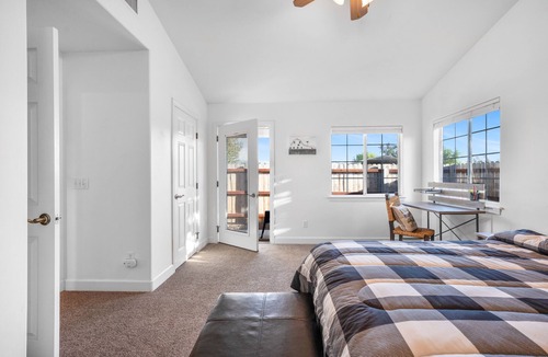 Santa Ynez House | Spacious One bedroom Guest House centrally located in the Santa Ynez Valley