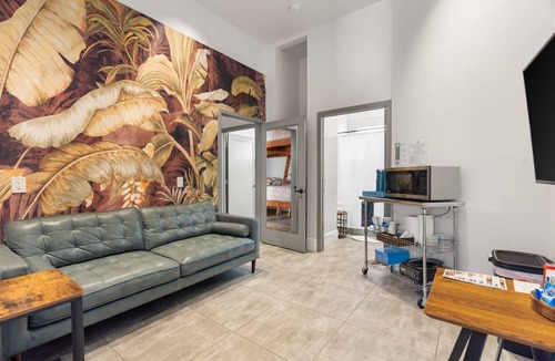 Stockton Hotel | Spacious Private Retreat with Event Spaces