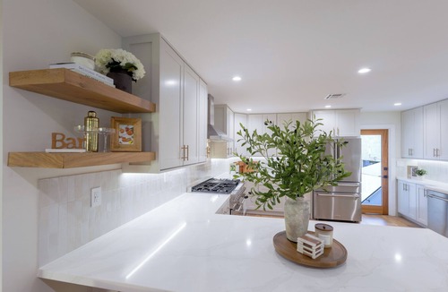 Verdugo Viejo House | Spacious & Remodeled 4-bedroom house in a quite Glendale neighborhood.