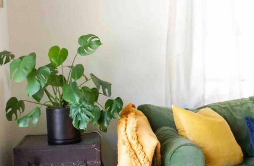 Sunset Junction House | Spanish 2+1 Home in prime Silver Lake