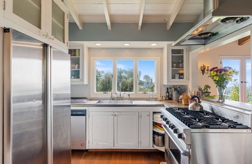 Hollywoodland House | Spanish Style Villa with Stunning Views, Hollywood
