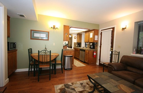 Bass Lake Cabin | Spectacular home in Bass Lake, Ca-A Mountain lake community near Yosemite