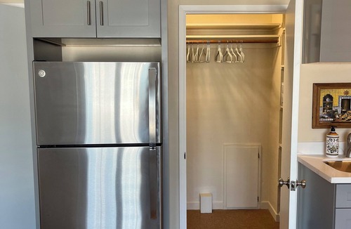 San Bruno Apartment | Stay in our spacious, newly remodeled studio apartment in San Bruno!