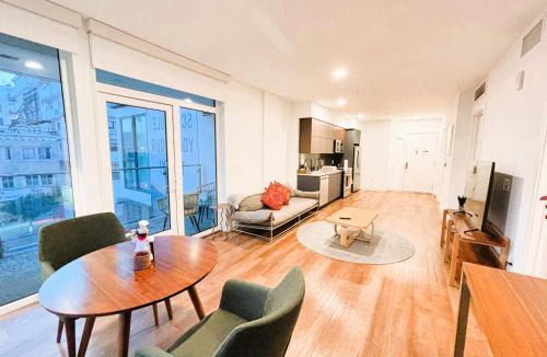 Del Rey Apartment | StaysPro - luxury Apartments minutes to everything Los Angeles