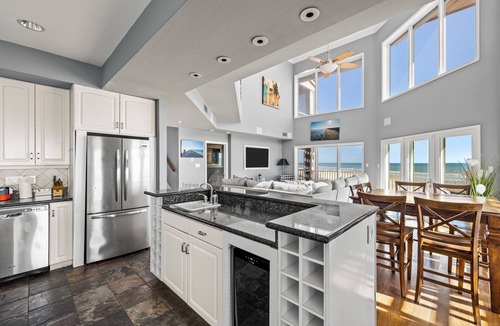 Spanish Grant House | Steps to Sand! Group-Friendly Galveston Beach Home