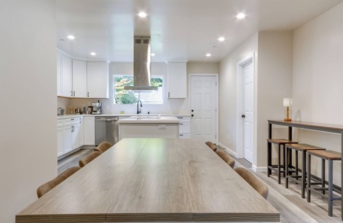 Monte Rio House | Steps to Town & River: Modern Monte Rio Retreat