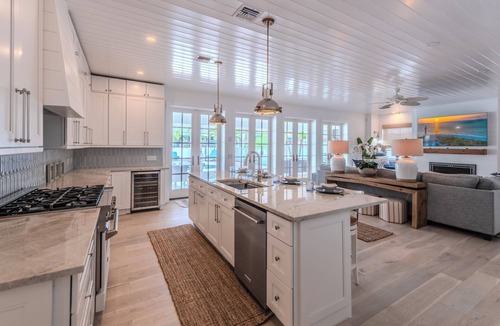 Naples Park House | Steps to Vanderbilt Beach, Sleeps 13, Resort-Style Backyard