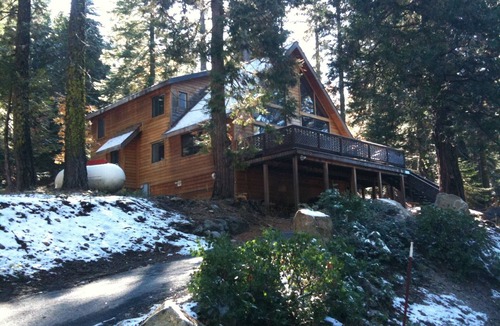 Yosemite National Park Ski Chalet | Storybook Chalet inside Yosemite National Park