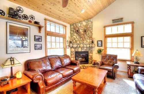 Yosemite West House | Strawberry Creek
