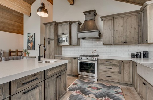 Truckee House | Streams and Dreams - TLUXP