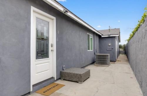 Grant Hill Apartment | Studio 3 Min to Downtown Beaches Freeways Airport