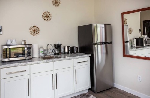 Bankers Hill Apartment | Studio with Beautiful View next to Downtown