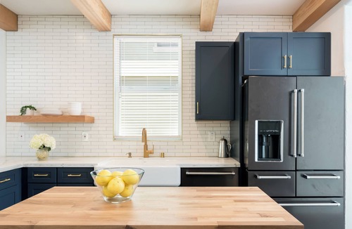 West Oakland House | Stunning 2 Bedroom 2 Bath Mediterranean Home - 7 Mins to San Francisco