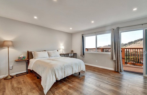 Sharp Park Apartment | Stunning Ocean Mountain View Near SF/SFO/Beaches