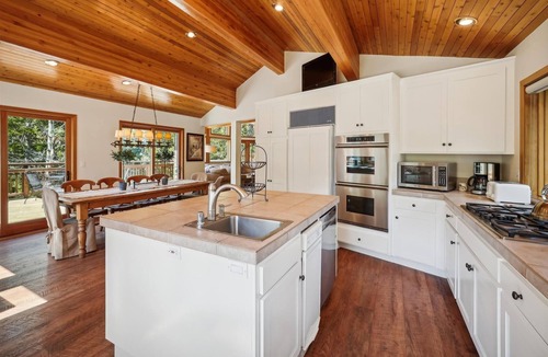 Alpine Meadows House | Stunning Peak Views-Spacious Bear Creek 4Bdrm Home