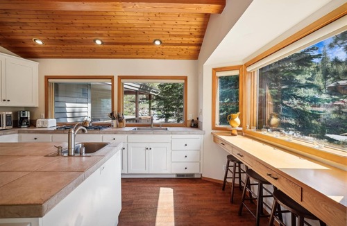 Alpine Meadows House | Stunning Peak Views-Spacious Bear Creek 4Bdrm Home