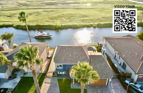 Discovery Bay Villa | Stunning Waterfront 3BR Retreat - Perfect Getaway
