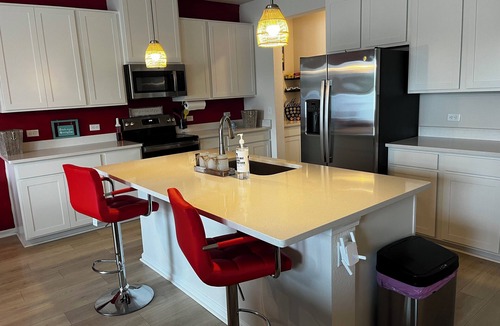 Hyde Park House | Stylish Home Near Riverside/San Marco 6 Miles from TIAA Bank Field
