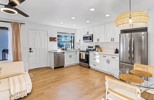 Point Loma Heights Condo | Sun and Stay: Cozy Condo with Fireworks View