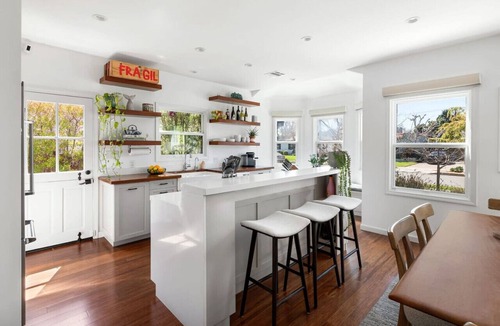 Mar Vista House | Sun-Drenched Spanish Manor Home in Mar Vista