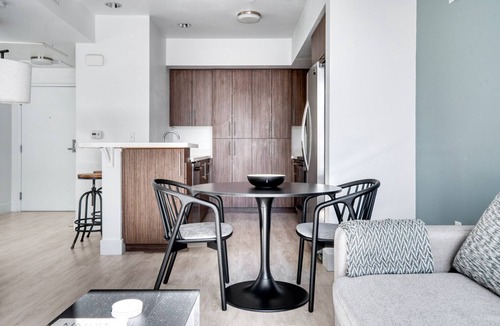 Centennial Apartment | Sunlit Redwood City 1BR w/W/D, Lounge & Gym, nr Caltrain, by Blueground