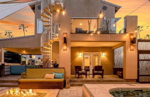 Crown Point House | Sunset Wave