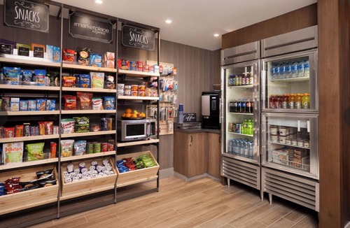Russian Hill House | Super Bowl 2026 San Francisco Hotel Room with fitness room, WiFi
