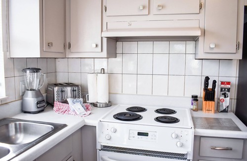 Laguna Beach Estates House | Sweet Laguna Beach Cottage only a couple of blocks away from the Beach!