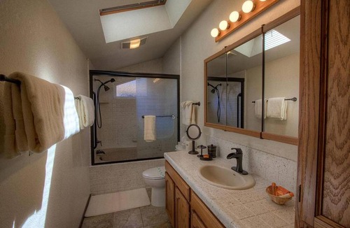 Al Tahoe House | Tahoe Acres by Lake Tahoe Accommodations