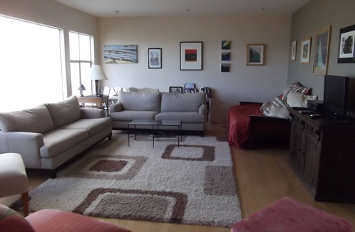 North Beach Apartment | Telegraph Hill Gem with parking available