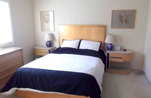 North Beach Apartment | Telegraph Hill Gem with parking available