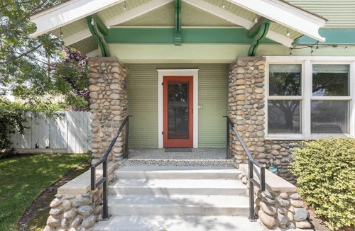 Exeter House | The Clover House, Charming Craftsman home