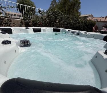 Coachella House | The Coachella Gem weekly discounts