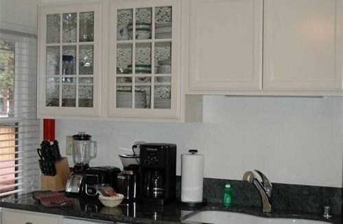 Al Tahoe Cabin | The Cozy Tahoe Cabin - Hot Tub, Pet Friendly, & 5 Min. to Lake