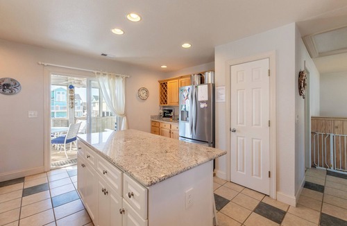 Kill Devil Hills House | The Get Away - KDH MP 9.5, 83 Yds to Beach, Elevator, Pool, Hot Tub, FREE Pool Heat, Pets OK