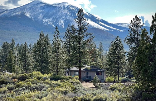 Hat Creek Cabin | The Hat Creek Retreat