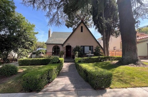 Fresno House | The Hideaway on Brown Ave.
