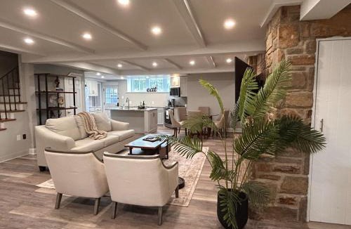 Ephrata Apartment | The Highland Oasis