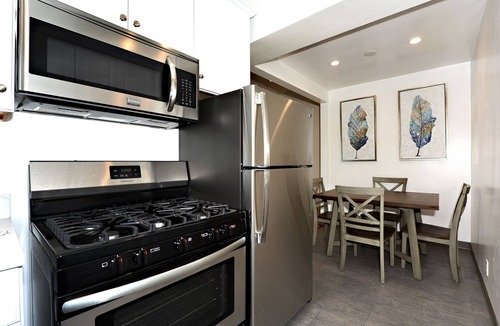 Mar Vista Apartment | The Inglewood #5
