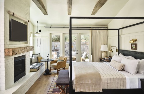 Los Olivos Hotel | The Inn at Mattei's Tavern, Auberge Collection