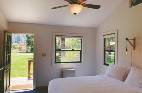 Anderson Valley Cabin | The Land - Luxury Retreat Center In Beautiful Nature - Bay Area Northern California