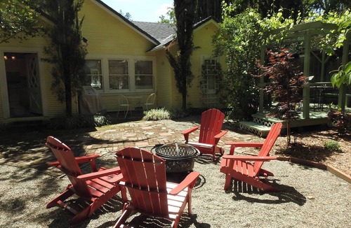 Murphys Cottage | The Little Yellow Cottage