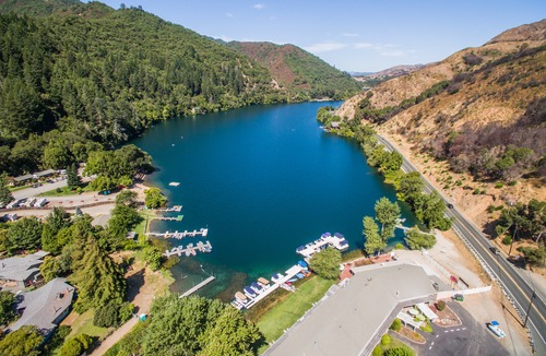 Upper Lake Hotel | The Lodge at Blue Lakes Upper Lake