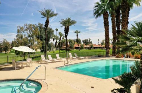 Palm Desert House | The Palmer Monterey Country Club Hole 6 Resort Amenities