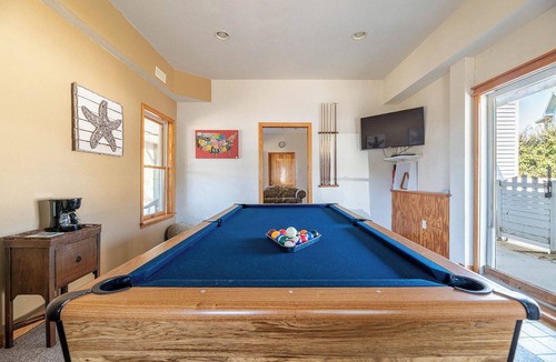 Carolina Dunes House | The Sailfish - Duck, Carolina Dunes, Beach 300 Yds, Sound View, Pool, Hot Tub, Pets OK, Flex Stays