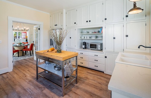 East Beach House | The Sea Captain's House - Coastal East Beach Luxury