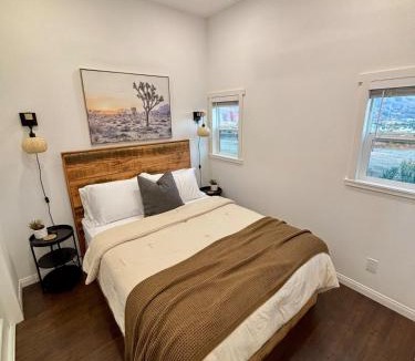 Temecula House | The Ultimate View - Private Spa & Fireplace