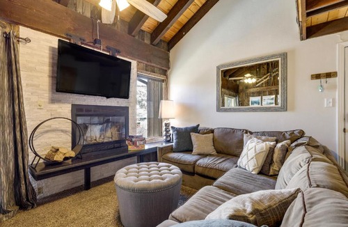 Brian Head House | Townhome w/Mtn View - Walk to Brian Head Lifts!