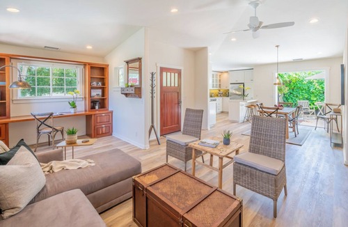Upper East Cottage | Tranquil Cottage Near the Heart of Downtown SB!